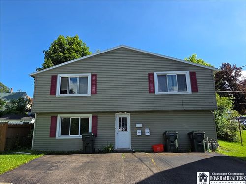 515 Newland Ave, Jamestown, NY, 14701-6785 | Card Image
