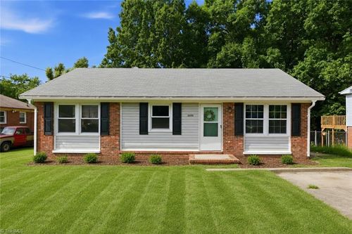 2202 Textile Dr, Greensboro, NC, 27405-5939 | Card Image