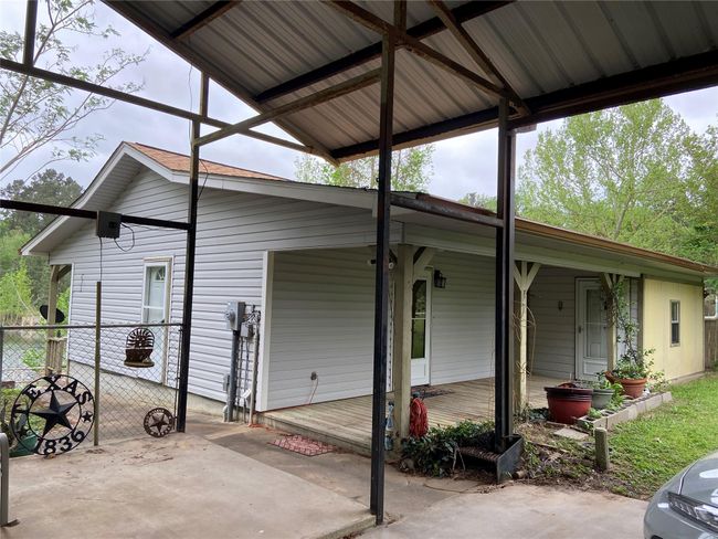 Easy entry from the covered parking | Image 5