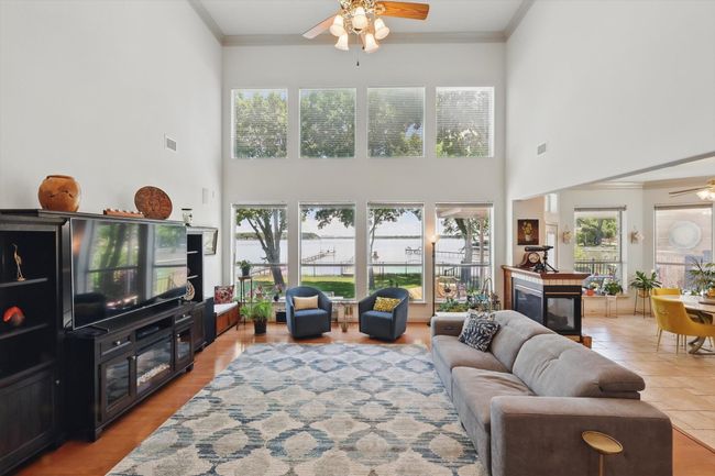 8913 Sunrise Point Ct, House other with 4 bedrooms, 4 bathrooms and null parking in Fort Worth TX | Image 13