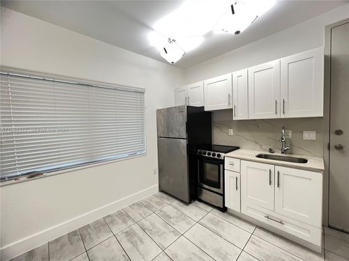 apt-111-1201 Pennsylvania Ave, Miami Beach, FL, 33139-4495 | Card Image