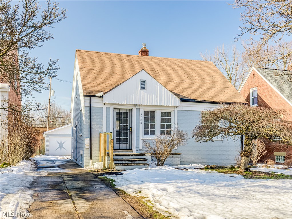 Residential in Maple Heights 2