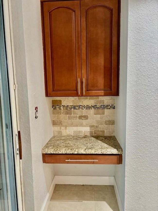 1838 Nw 79 Th Way, Townhouse with 3 bedrooms, 3 bathrooms and null parking in Pembroke Pines FL | Image 8