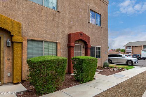 1-2826 E Tracy Ln, Phoenix, AZ, 85032-8903 | Card Image