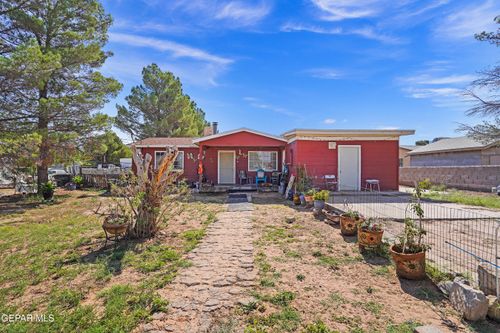 174 Lake Candlewood, El Paso, TX, 79928-8521 | Card Image