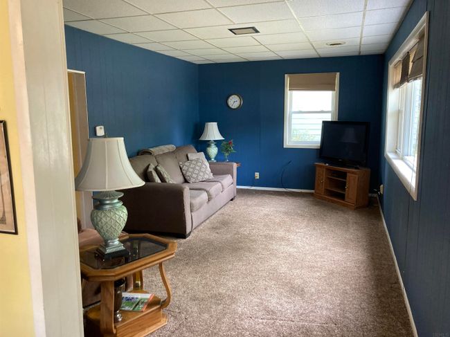 220 E Silver St, House other with 1 bedrooms, 2 bathrooms and null parking in Bluffton IN | Image 6