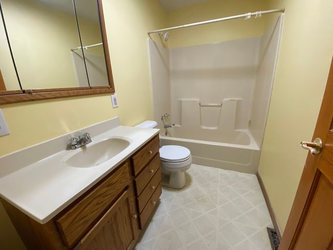 2555 W Wabash Ave, House other with 4 bedrooms, 2 bathrooms and null parking in Lupton MI | Image 10