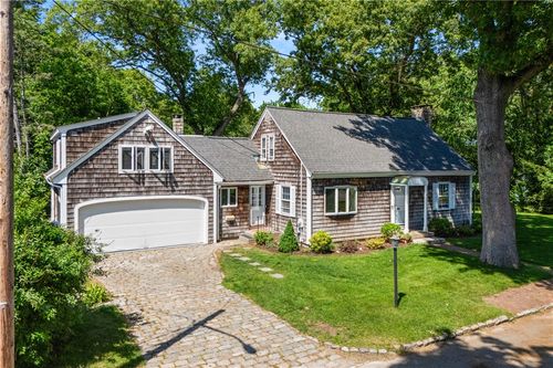 52 Wildwood Ave, Rumford, RI, 02916-1122 | Card Image