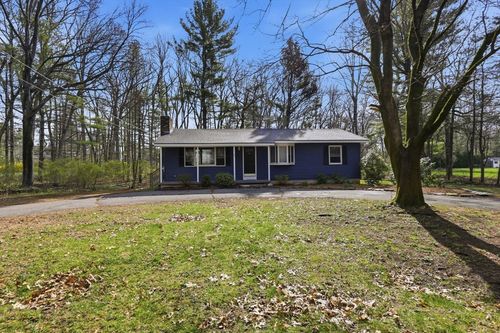 31 Family Ln, Westfield, MA, 01085-4456 | Card Image
