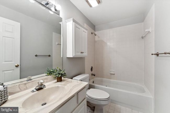 6422 View Ct, House other with 5 bedrooms, 4 bathrooms and null parking in Broad Run VA | Image 23