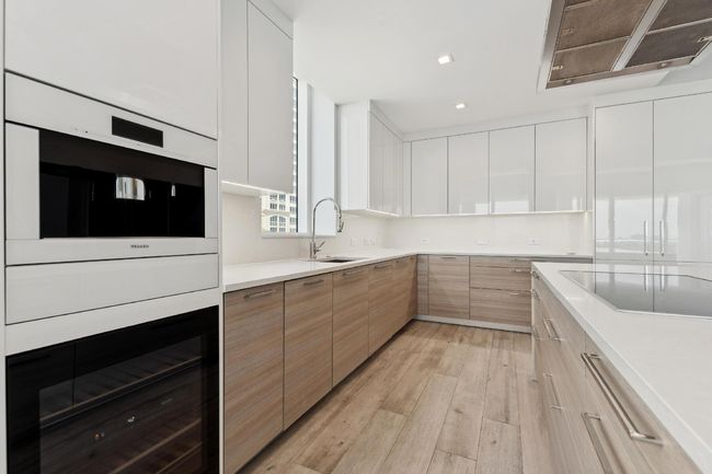 UNIT-5C - 3730 N Ocean Dr, Condo with 3 bedrooms, 4 bathrooms and null parking in Riviera Beach FL | Image 4
