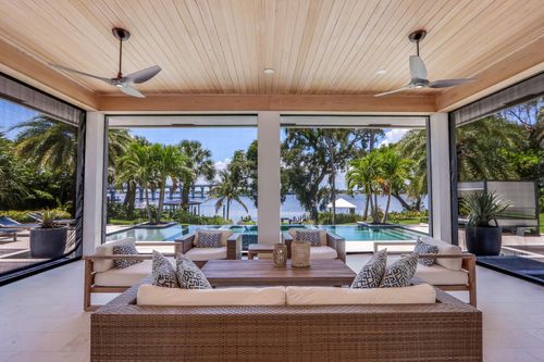 11 N River Rd, Sewalls Point, FL, 34996-6631 | Card Image