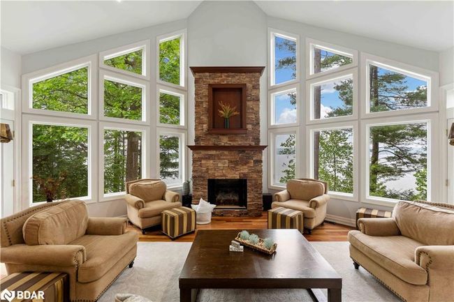2240 S Orr Lake Rd, House other with 3 bedrooms, 4 bathrooms and 7 parking in Elmvale ON | Image 12