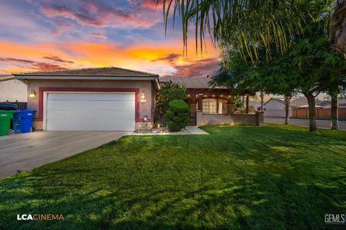 116 Winters Dr, Shafter, CA, 93263-3559 | Card Image