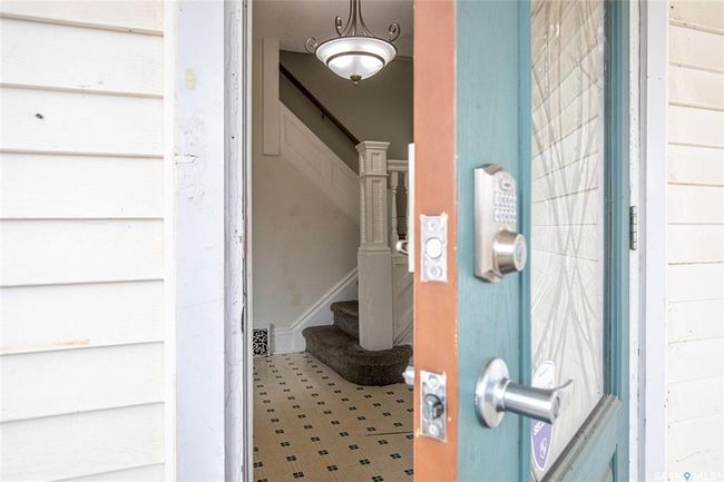 1116 1 St Ave Nw, House other with 6 bedrooms, 3 bathrooms and 2 parking in Moose Jaw SK | Image 4
