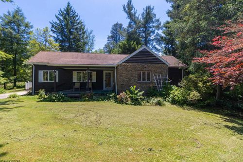 7 Mill Fall Run Rd, Fairmont, WV, 26554-5384 | Card Image