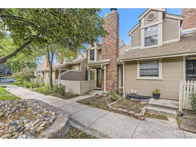 14193 E Radcliff Cir, Townhouse with 3 bedrooms, 1 bathrooms and null parking in Aurora CO | Image 2