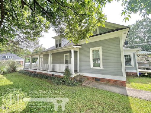 1021 Dixie St, Burlington, NC, 27217-6621 | Card Image