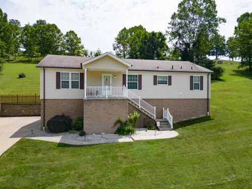 186 Robin Ln, Mount Clare, WV, 26408-7309 | Card Image
