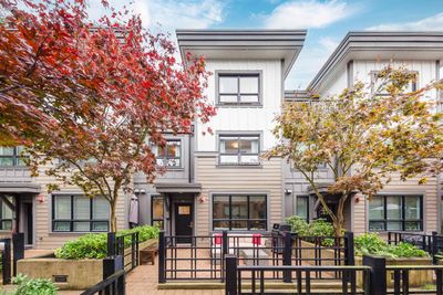 11 - 3508 Mount Seymour Pky, Townhouse with 3 bedrooms, 2 bathrooms and 2 parking in North Vancouver BC | Image 1