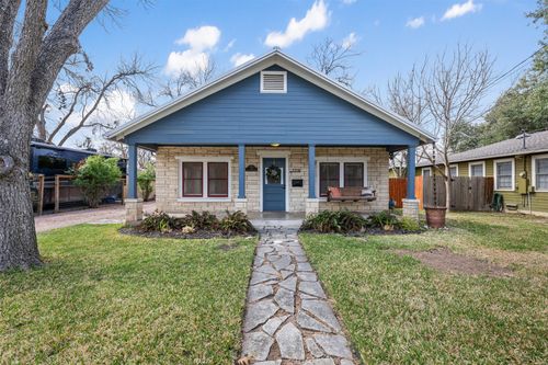 1218 S Myrtle St, Georgetown, TX, 78626-6806 | Card Image