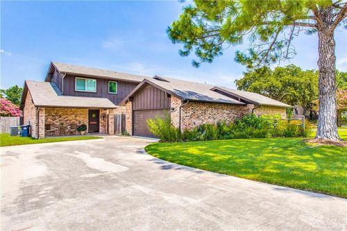 1726-1728 Stonegate Drive, Denton, TX, 76205 | Card Image