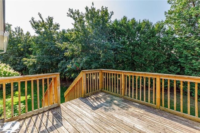 22 Westwind Dr, Condo with 4 bedrooms, 2 bathrooms and 2 parking in Collingwood ON | Image 5