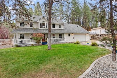 17802 N Redowa Dr, Home with 5 bedrooms, 3 bathrooms and null parking in Colbert WA | Image 3