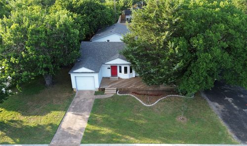 227 W Center St, Duncanville, TX, 75116-3440 | Card Image