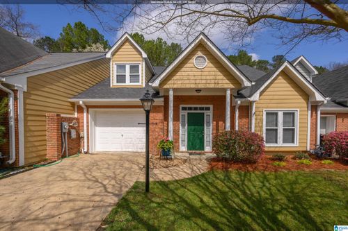 2270 Ascot Ln, Vestavia Hills, AL, 35216-6173 | Card Image