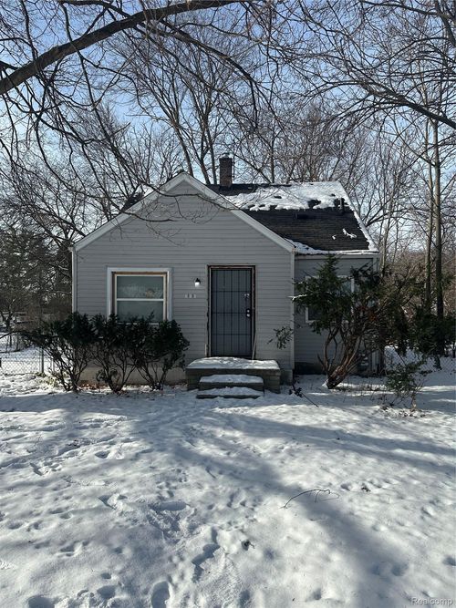 16101 Bramell St, Detroit, MI, 48219-3756 | Card Image