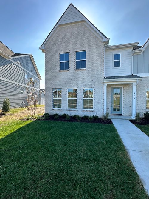 5049 Greentree Dr, Smyrna, TN, 37167-3644 | Card Image