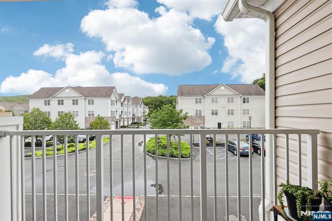 28 Elston Ct, Townhouse with 2 bedrooms, 3 bathrooms and null parking in Haskell NJ | Image 8