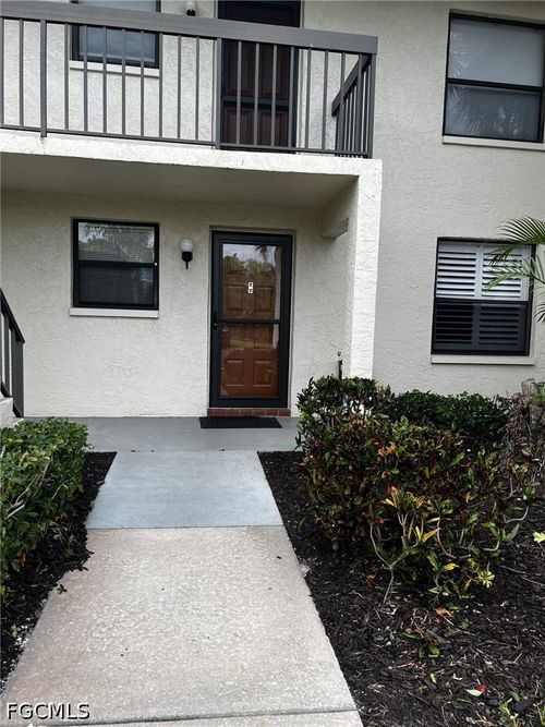 102-9301 Central Park Dr, FORT MYERS, FL, 33919-4843 | Card Image