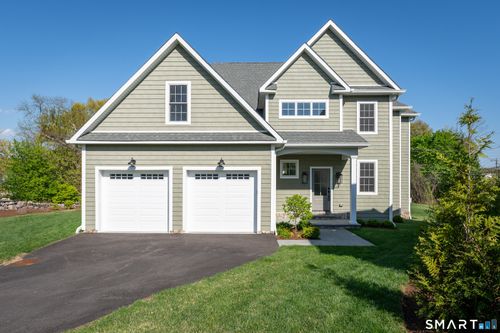 6 Walnut Ridge Ct, Stamford, CT, 06905-3042 | Card Image