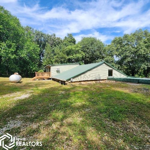 4038 Phelps Dr, Brooklyn, IA, 52211-9512 | Card Image