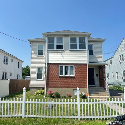 46-44-46 Eaton St, Hartford, CT, 06114-2610 | Card Image