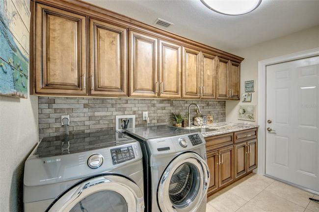 925 Don Juan Ct, House other with 3 bedrooms, 2 bathrooms and null parking in PUNTA GORDA FL | Image 37