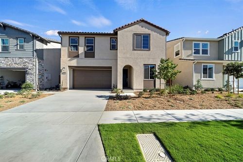 3809 Crossen Dr, Corona, CA, 92883-6371 | Card Image