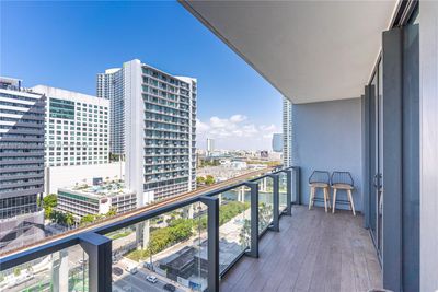 1008 - 88 Sw 7th St, Condo with 1 bedrooms, 1 bathrooms and null parking in Miami FL | Image 3