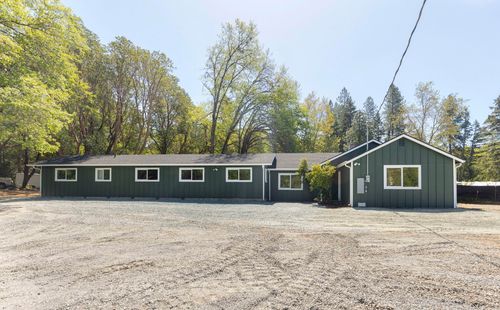 3909 Caves Hwy, Cave Junction, OR, 97523-9852 | Card Image