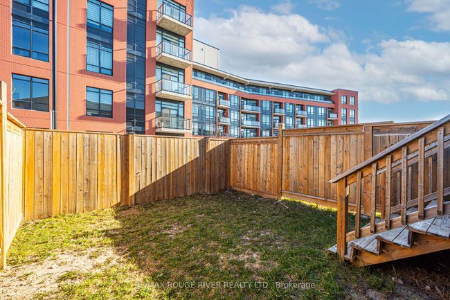 4 Prospect Way, House attached with 3 bedrooms, 3 bathrooms and 1 parking in Whitby ON | Image 50