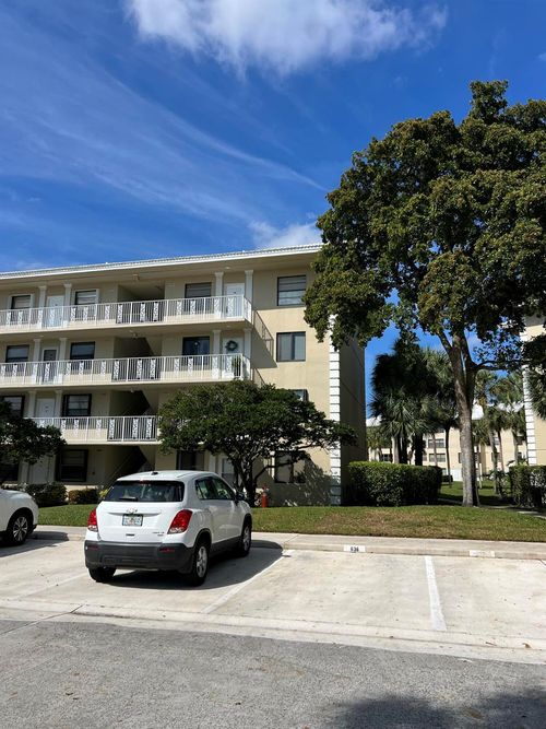 apt-406-3501 Village Blvd, West Palm Beach, FL, 33409-7425 | Card Image