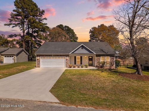 4758 Milliken St, Shallotte, NC, 28470-4466 | Card Image