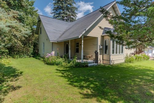 902 4th St Ne, Little Falls, MN, 56345-2303 | Card Image
