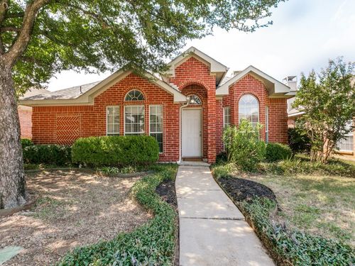 1428 Ross Dr, Lewisville, TX, 75067-4256 | Card Image