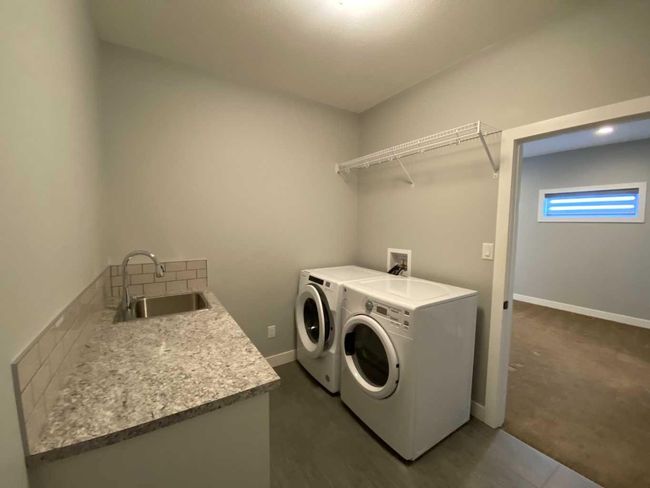 6 Prairie Sunset Avenue, House other with 5 bedrooms, 4 bathrooms and 6 parking in Taber AB | Image 38