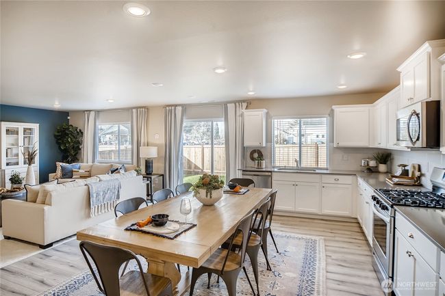 19707 140 Th Ave Ct E, House other with 5 bedrooms, 3 bathrooms and 3 parking in Graham WA | Image 7