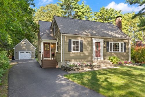 53 Pine St, Sudbury, MA, 01776-2562 | Card Image