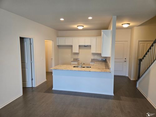 803 Plum Village Dr, Raisinville Twp, MI, 48161-9670 | Card Image